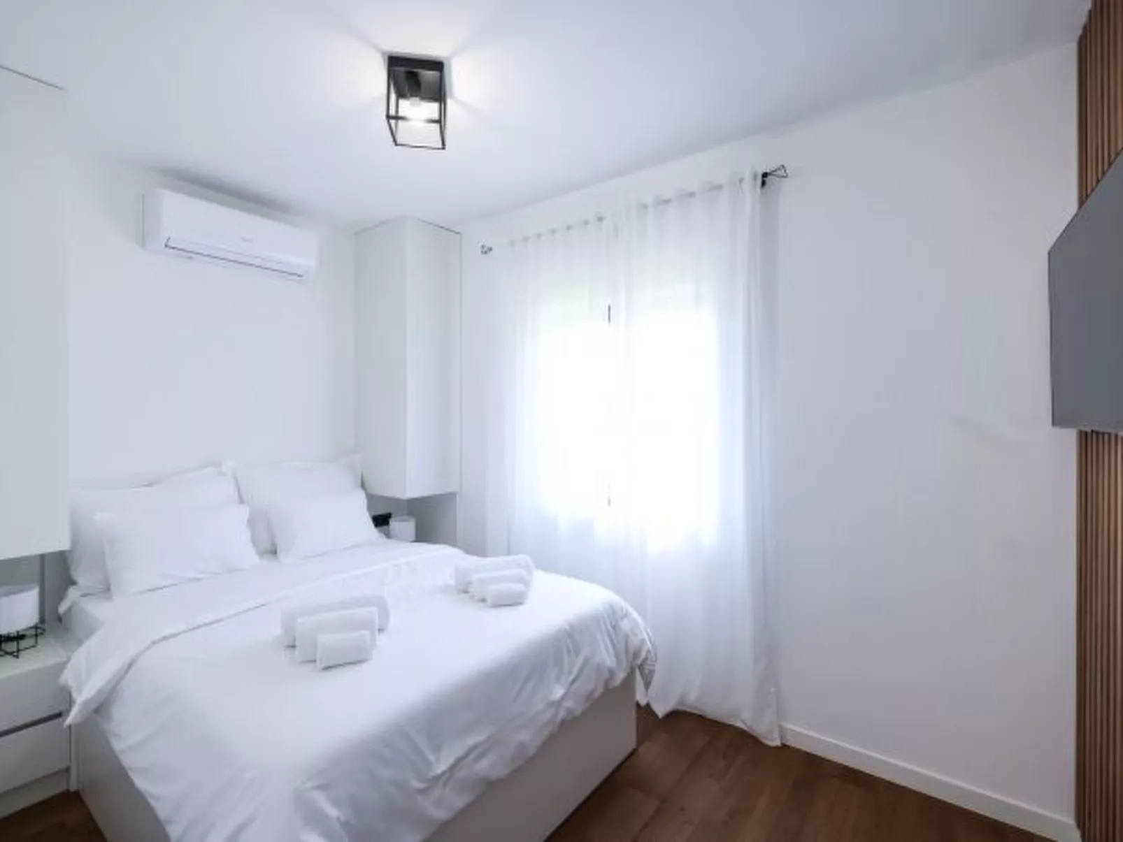 Villa Marta with heated pool and traditional taver - Image-tags.info