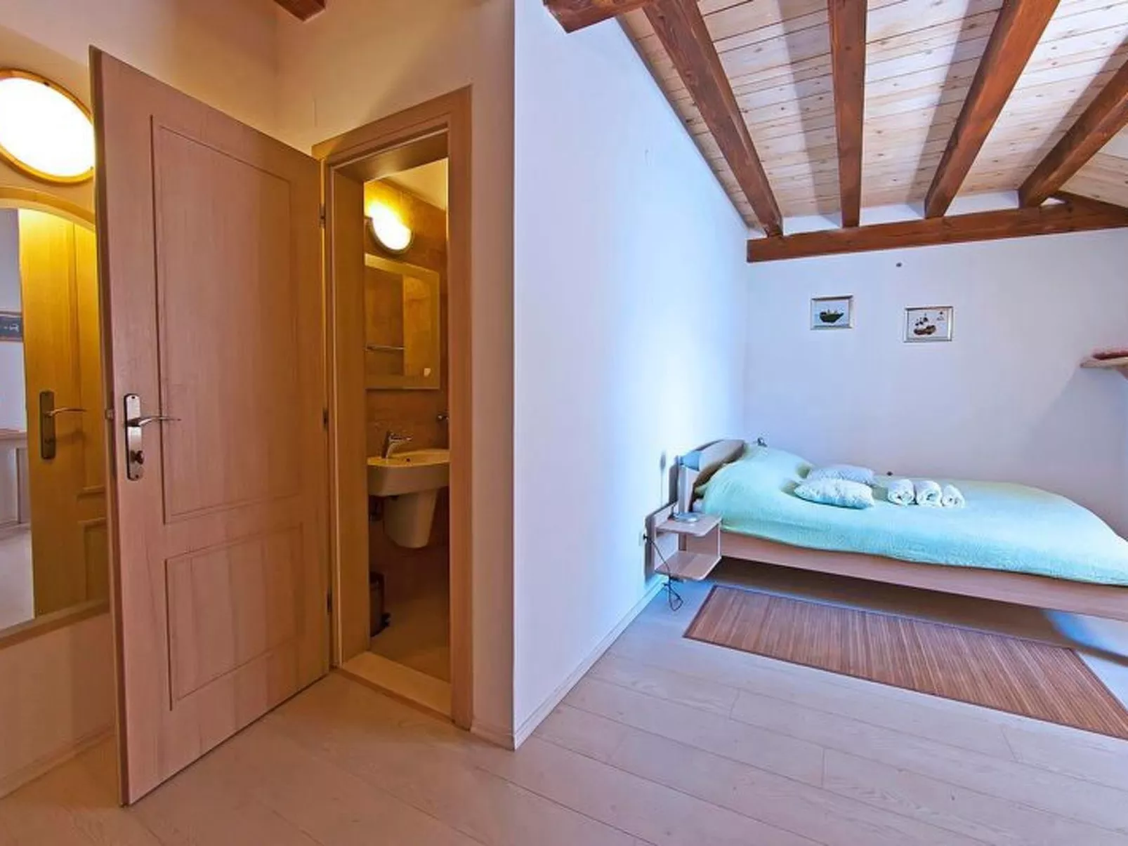 Privatzimmer im Schloss Seefront Zamagna, Mali Zaton NO. 8 - Binnen