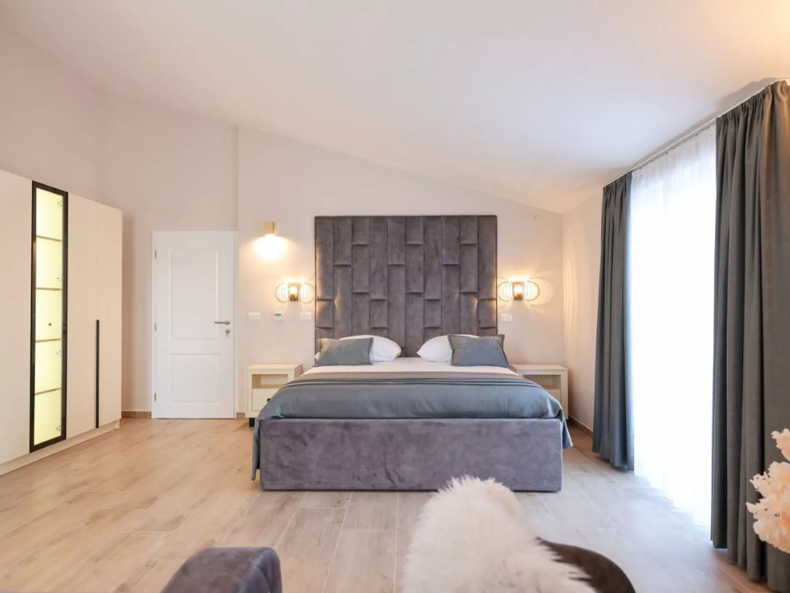 Zimmer "Graues Zimmer" mit privatem Balkon - Image-tags.info