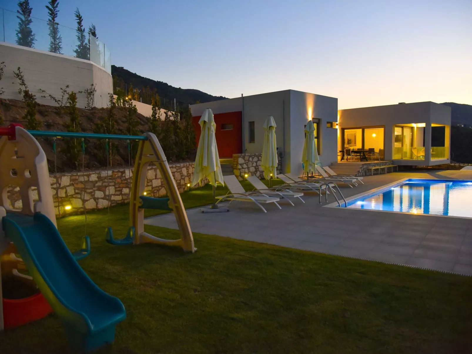 "Villa Anthekleia" - Buiten