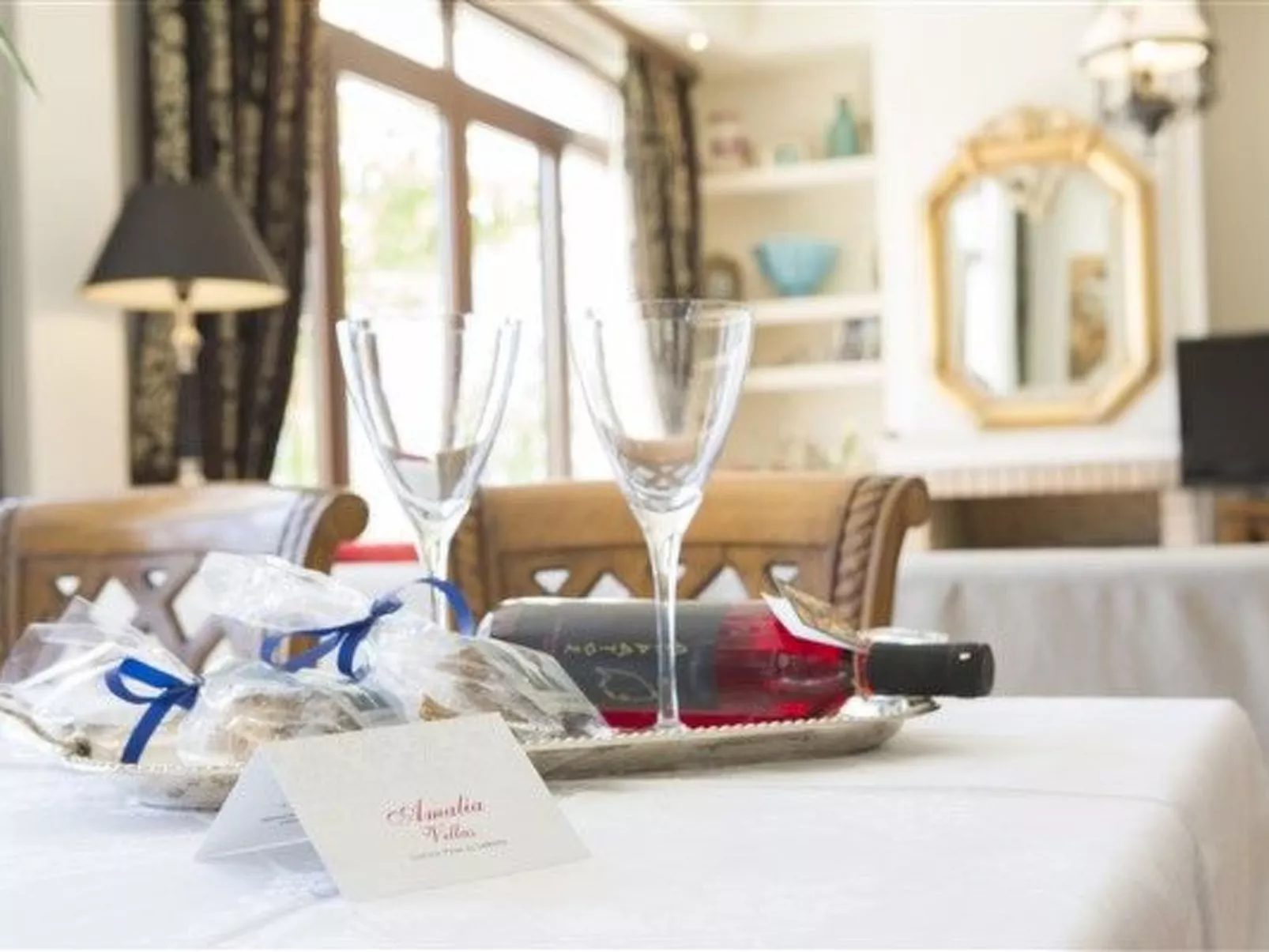 Finca "Iris" mit Infinity-Pool - Binnen