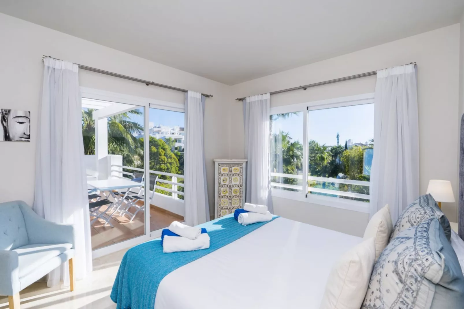 Modern 2-Bedroom Apartment - Alcazaba Lagoon (411) - Slaapkamer