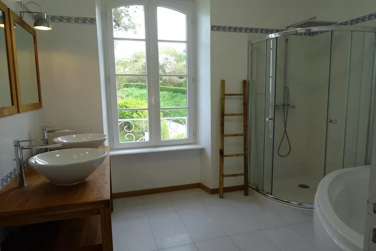 Villa Plougasnou - Badkamer