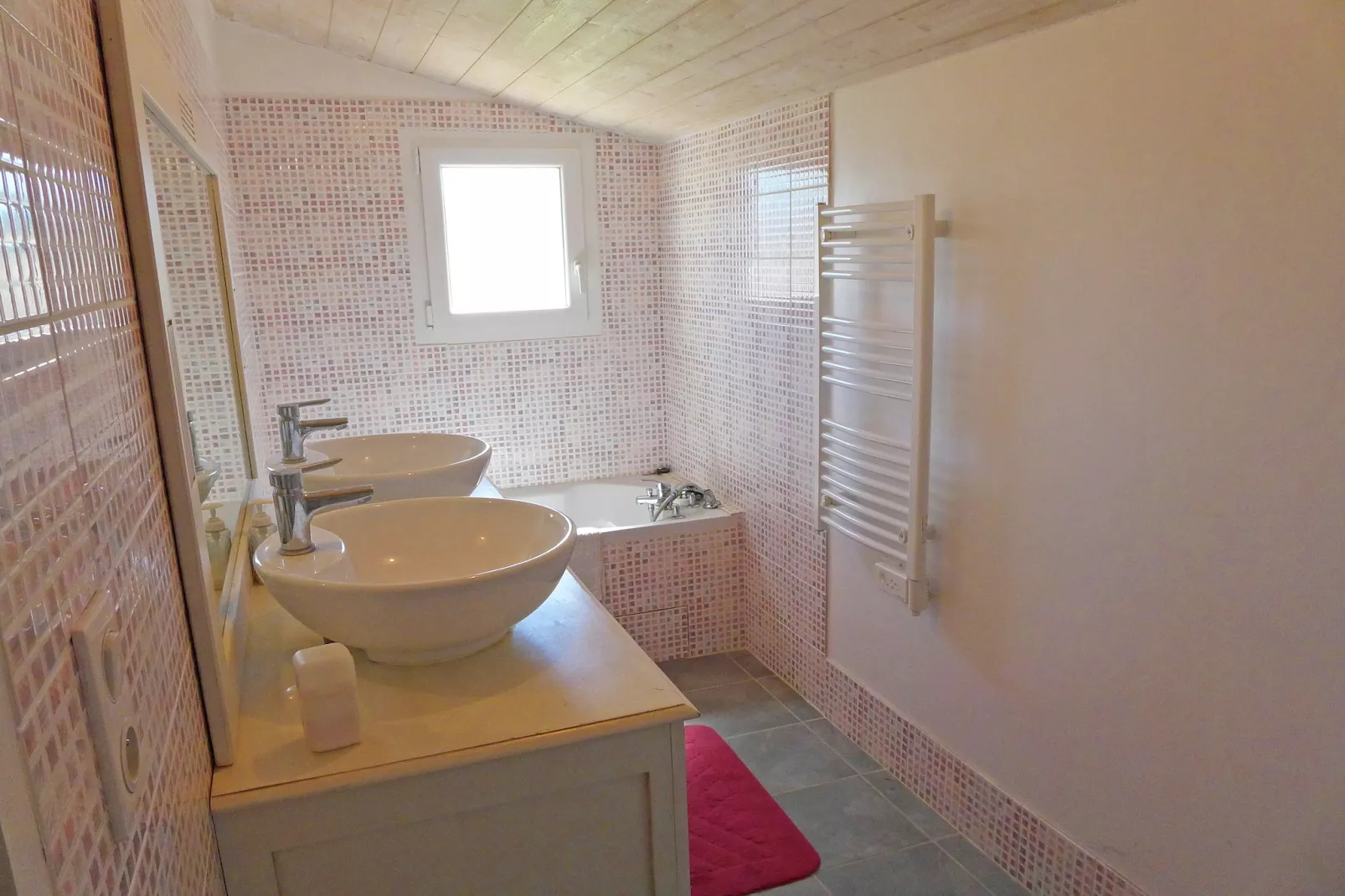 Belle villa avec piscine privée - NARBONNE - Badkamer