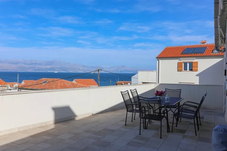 Apartment Perina - Comfort Two Bedroom Apartment with Terrace and Sea View - Terras