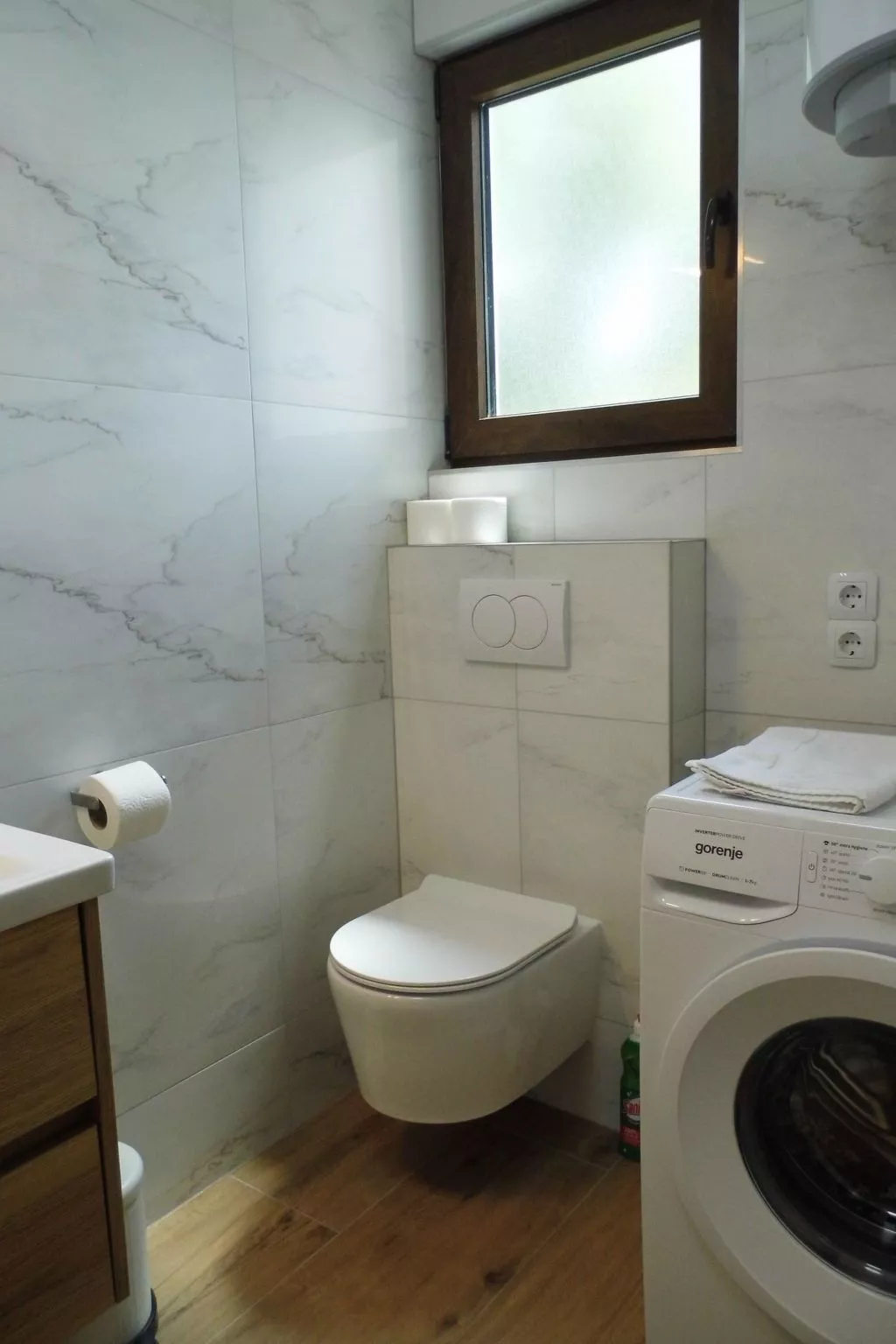 Schöne und moderne, voll ausgestattete Wohnung in ruhiger Lage - Image-tags.info