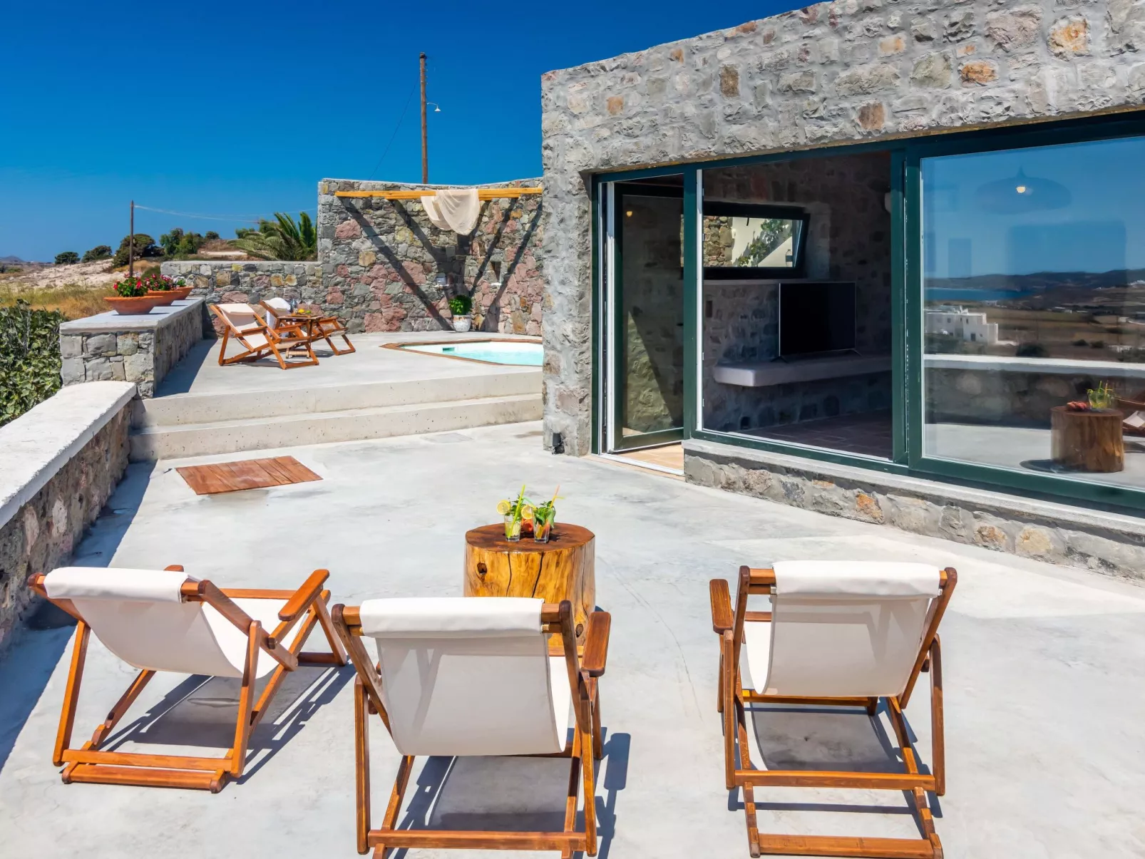 PETRA RESIDENCE MINI POOL SPA MILOS - Image-tags.info