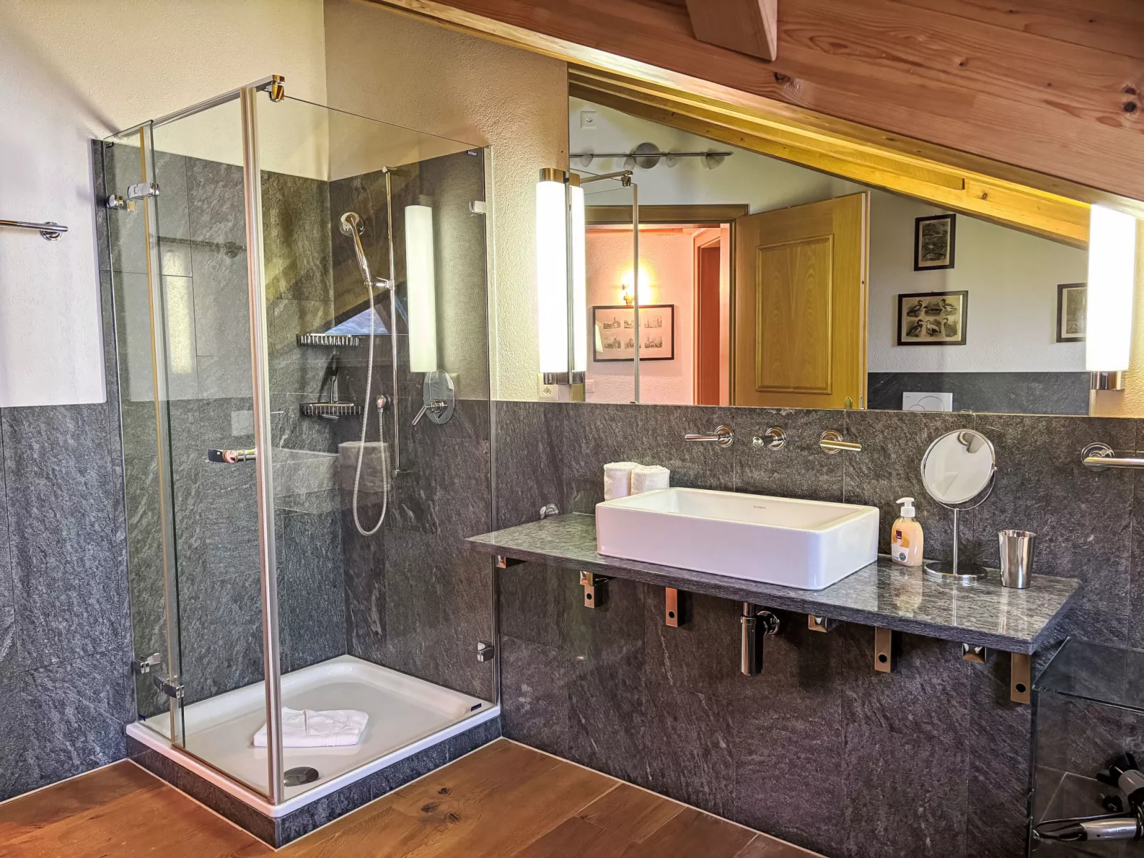 Edelweiss B - Binnen