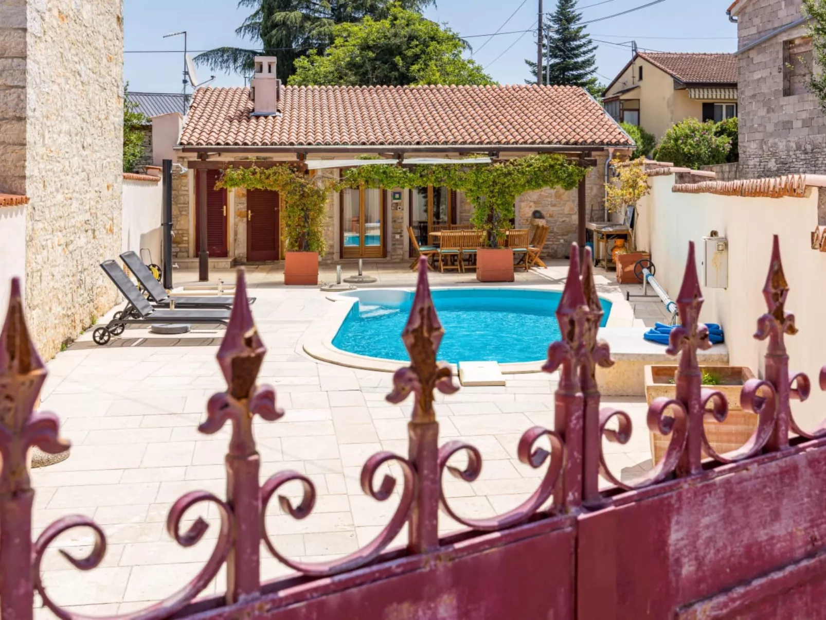 Villa Diana - Buiten