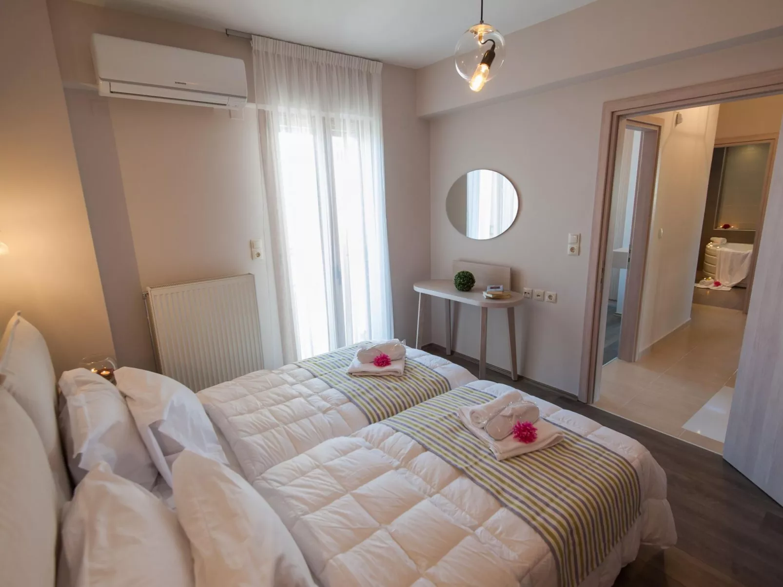 Haus in Adele mit Pool, Terrasse und Barbecue - Binnen