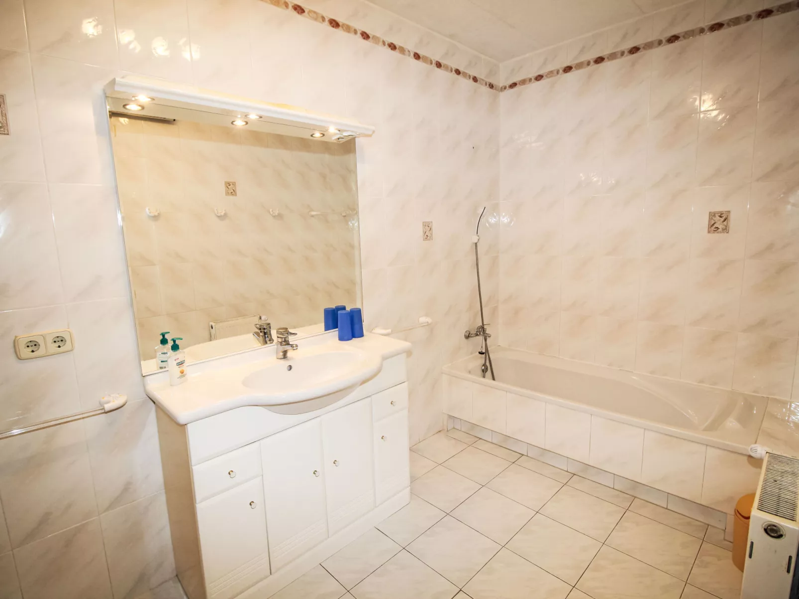 Roca Mas Mato - Binnen