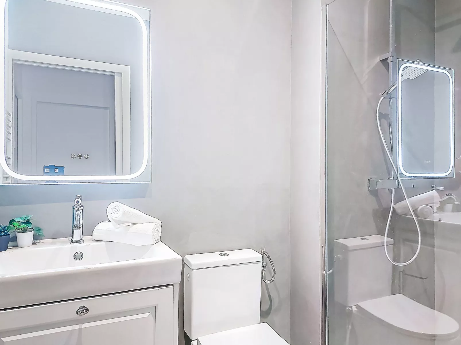 Les Cariatides 6 - Binnen