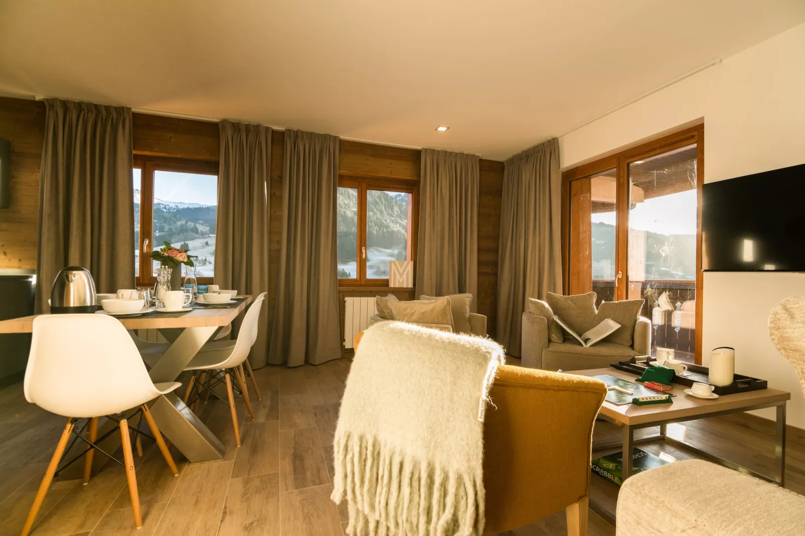 Les Portes de Megève 2 - Eetkamer