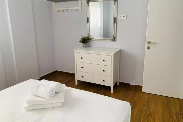 Acrotel Porto Brava Luxury Villas Ormos Panagias 4 bedroom villa 2 - 8 pax - Slaapkamer