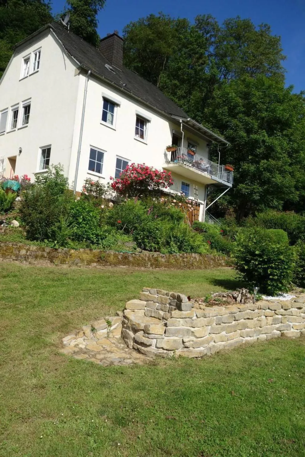 Tolle Wohnung in Klüsserath mit Großem Garten - Buiten