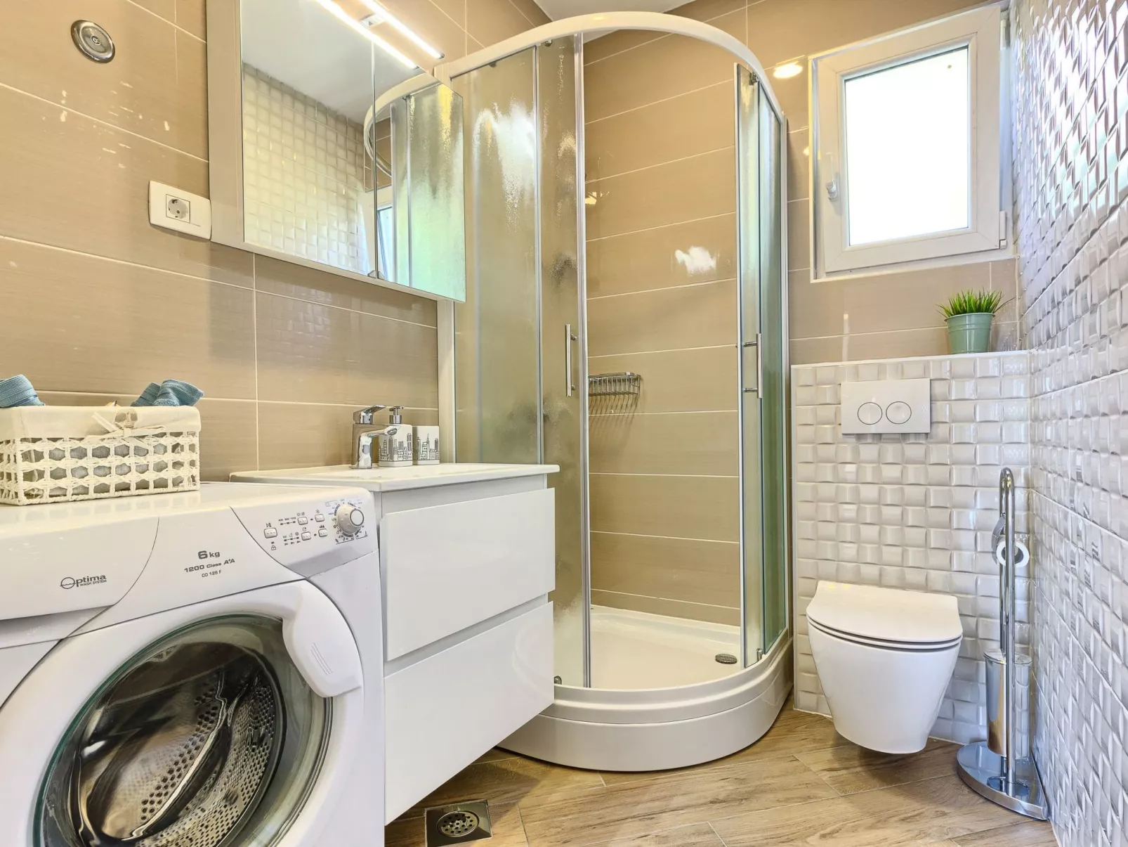 Mit Terrasse, Pool und Strandzugang - Image-tags.info