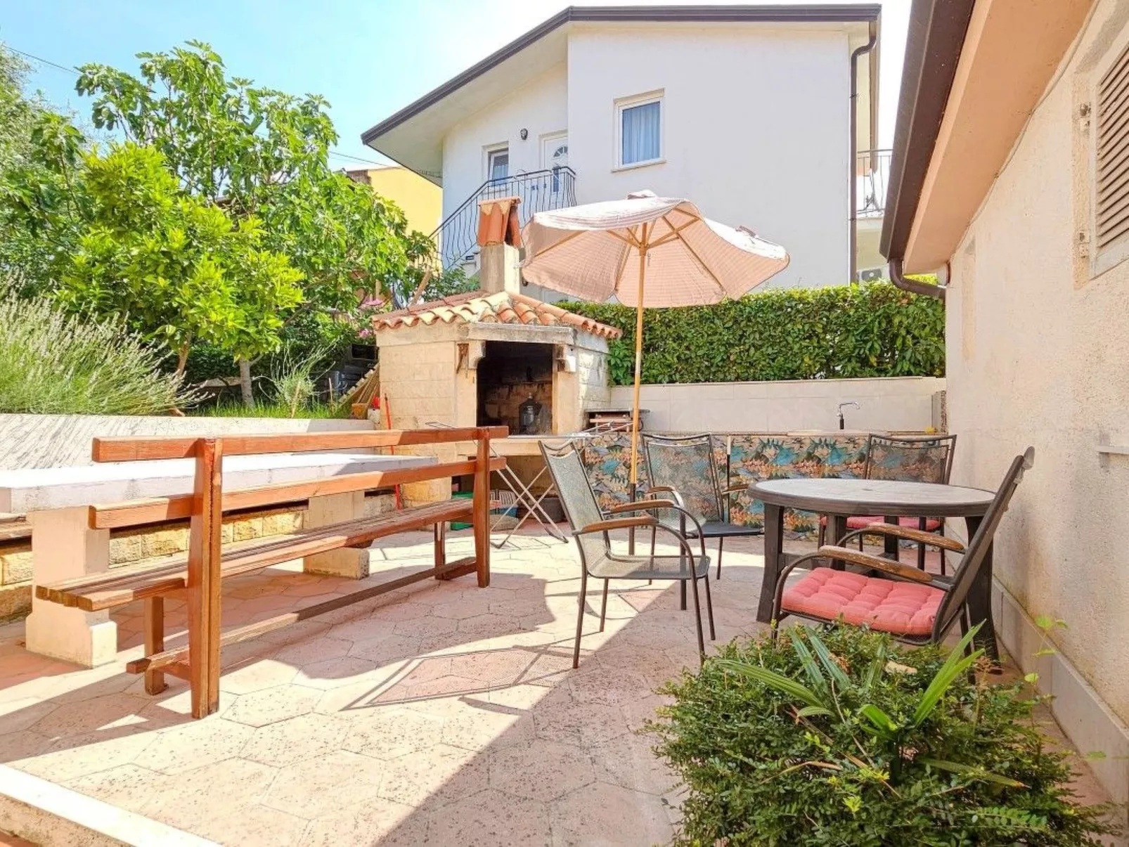 Adila 4 - Die Wohnung für 4 Personen - Buiten