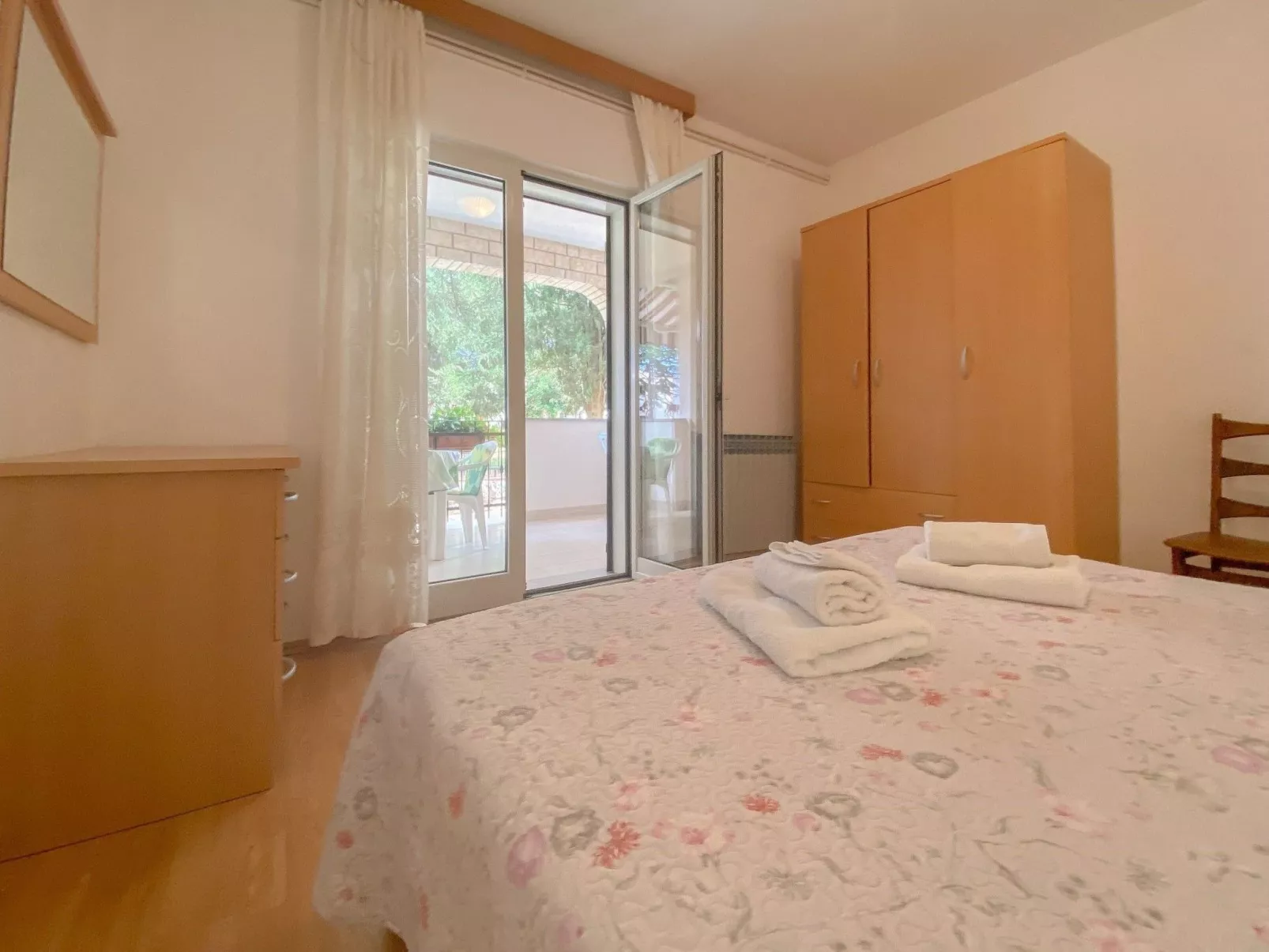 "Elena 2" direkt am Strand - Binnen