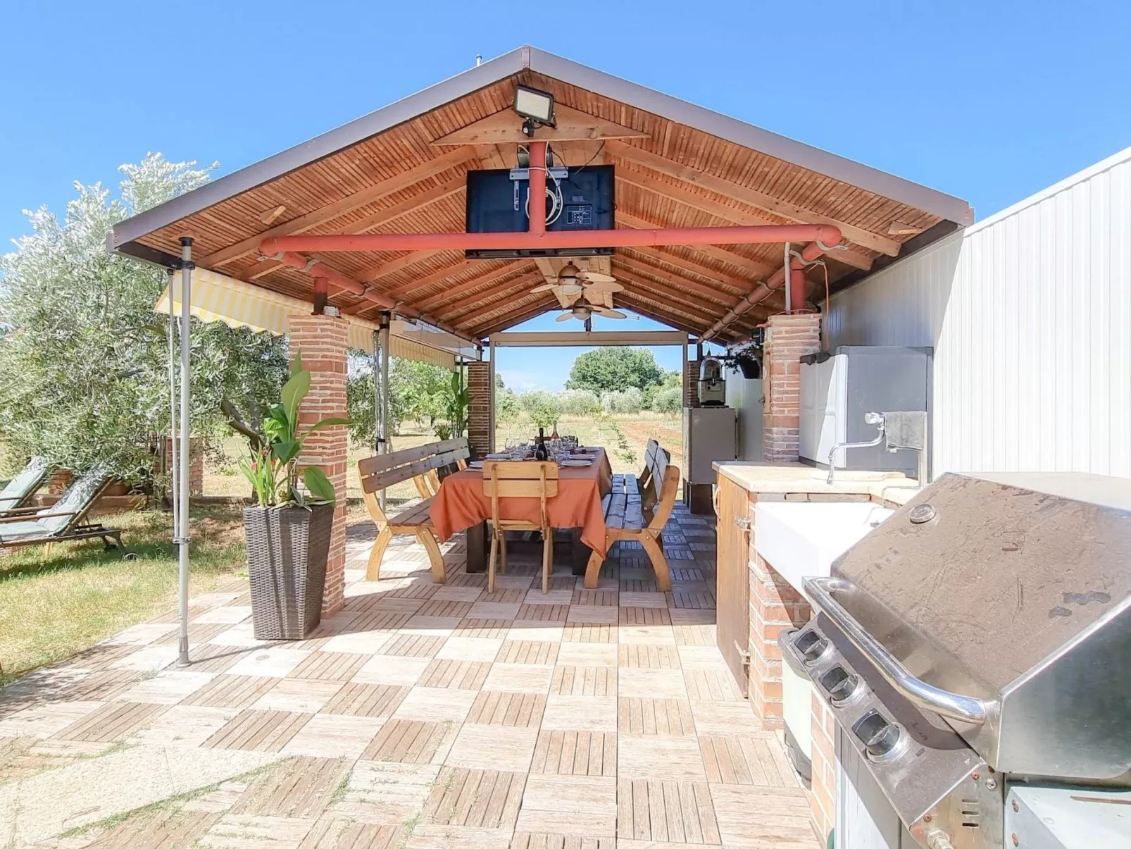 Wohnung "Barbara" mit Terrasse - Binnen