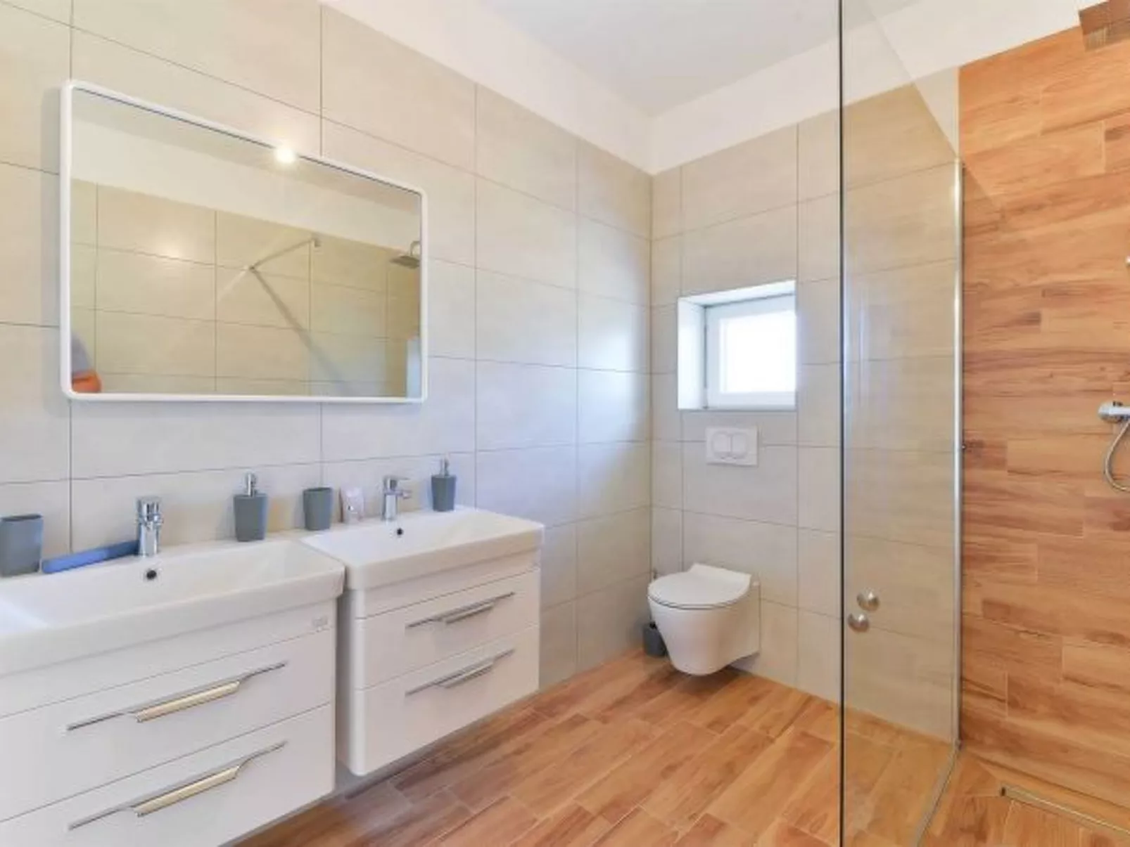 Villa Natura with pool - Image-tags.info