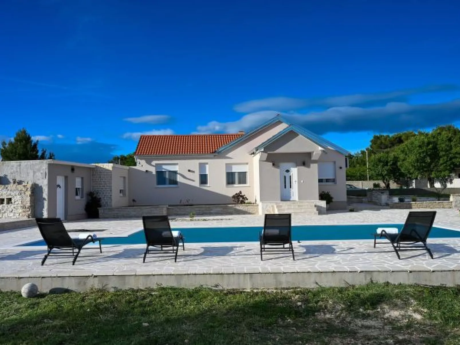 Holiday Home Marija with pool - Image-tags.info