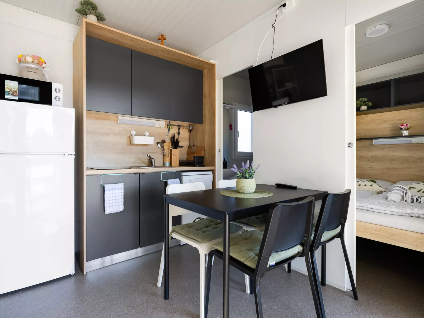 Maslina Delux - Binnen