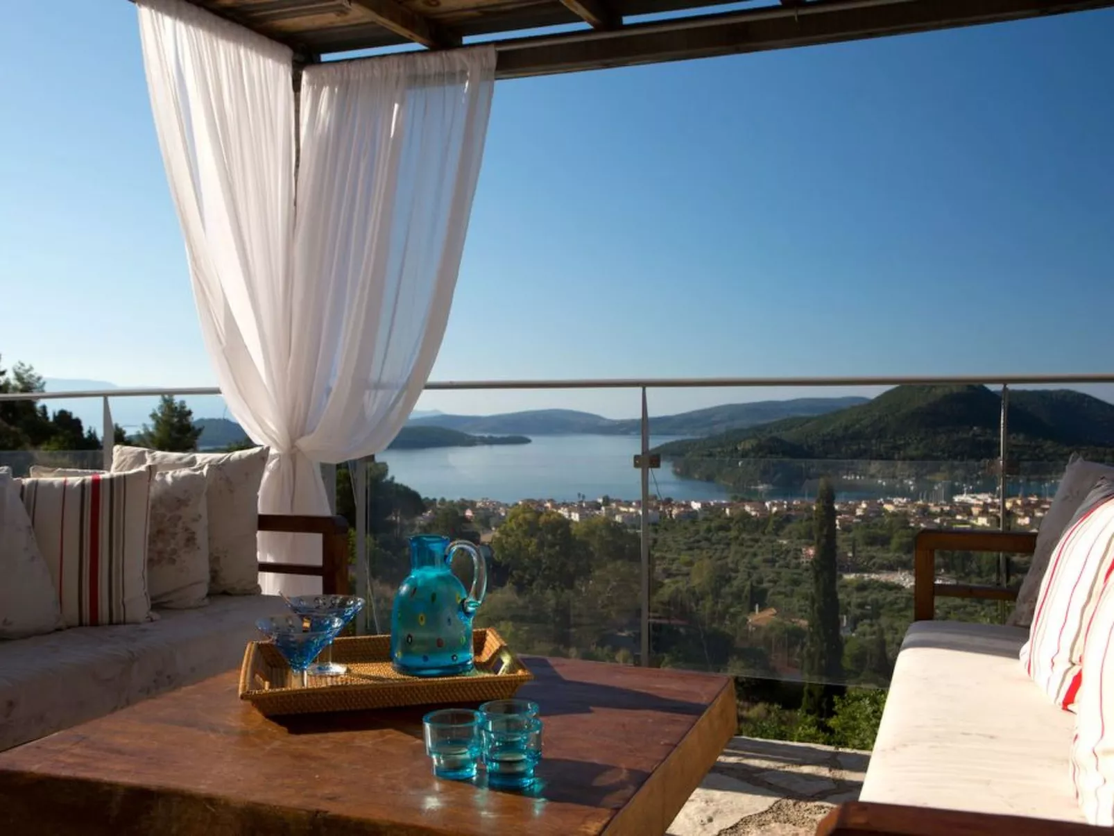 Finca "Dahlia" mit Infinity-Pool - Binnen