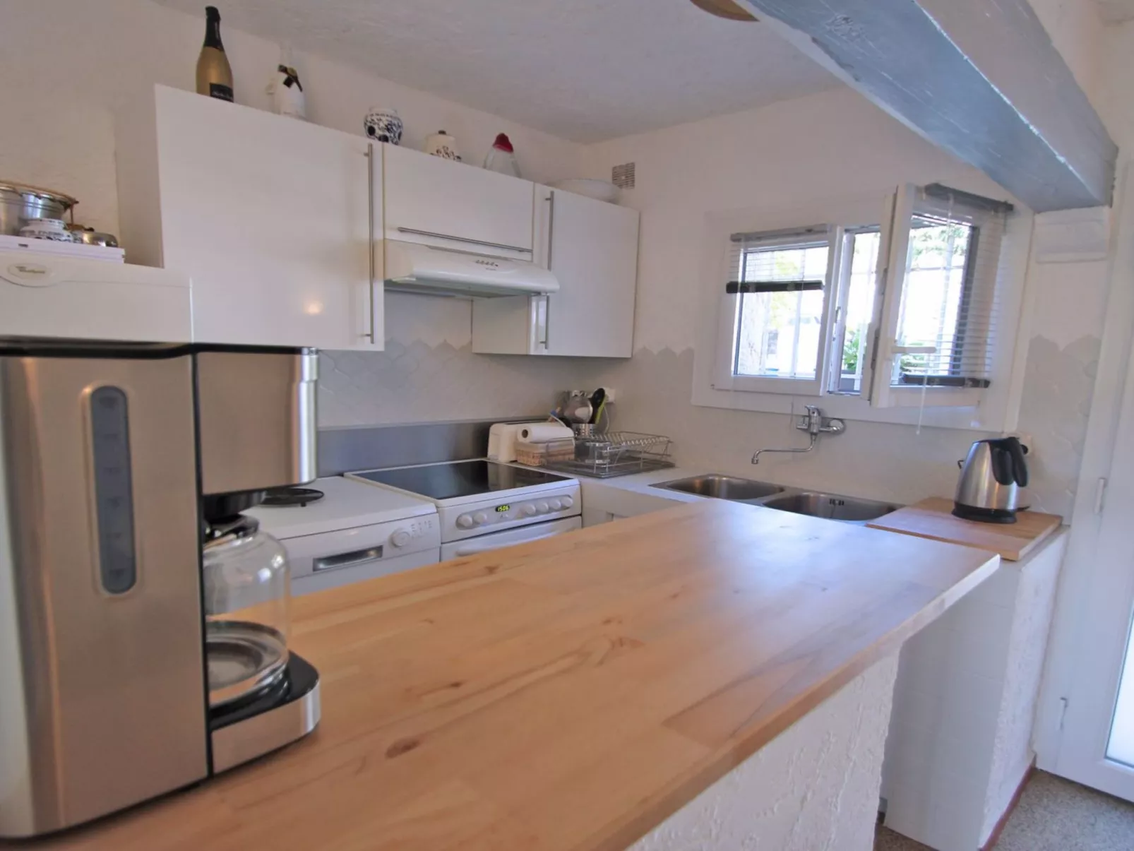 Haus 6 pers - Blick aufs Meer - Schwimmbad - Klima - Wifi - Binnen