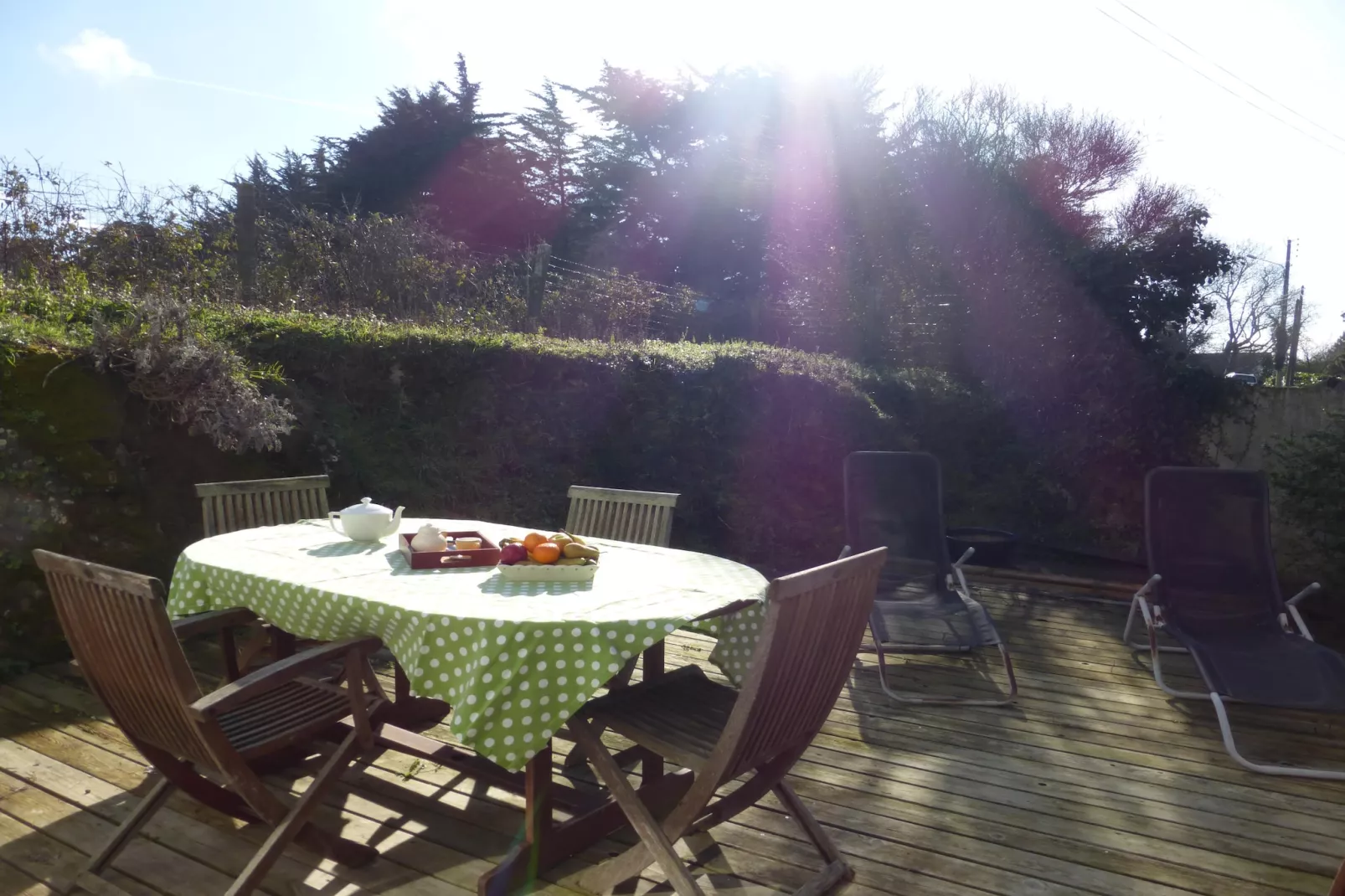 Charmante maison de vacances à 150 m de la plage - Terrasbalkon