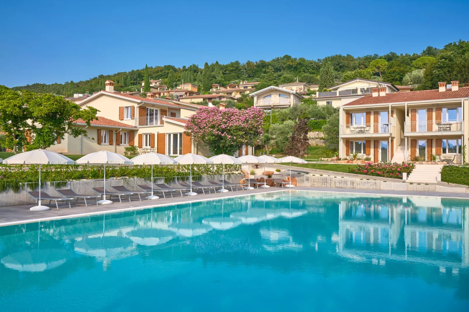 Green Park Residence - 7 Nächte - Zwembad