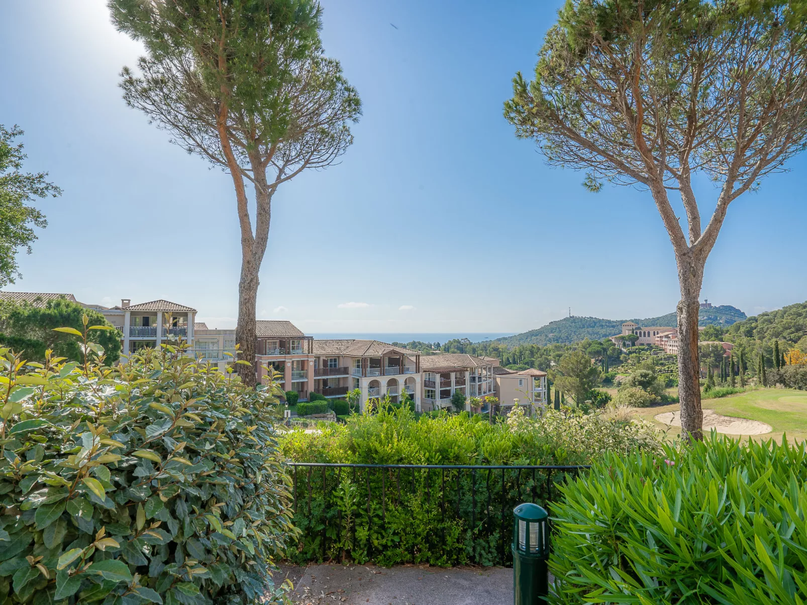 L'Esquinade (G3 033) - Buiten