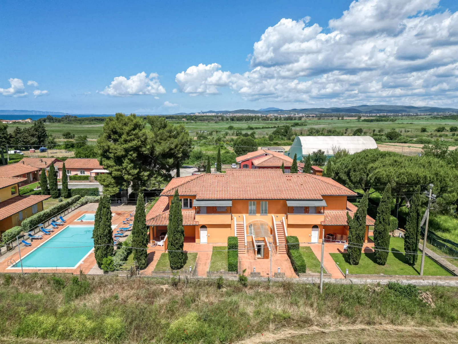 Aba Village - Buiten