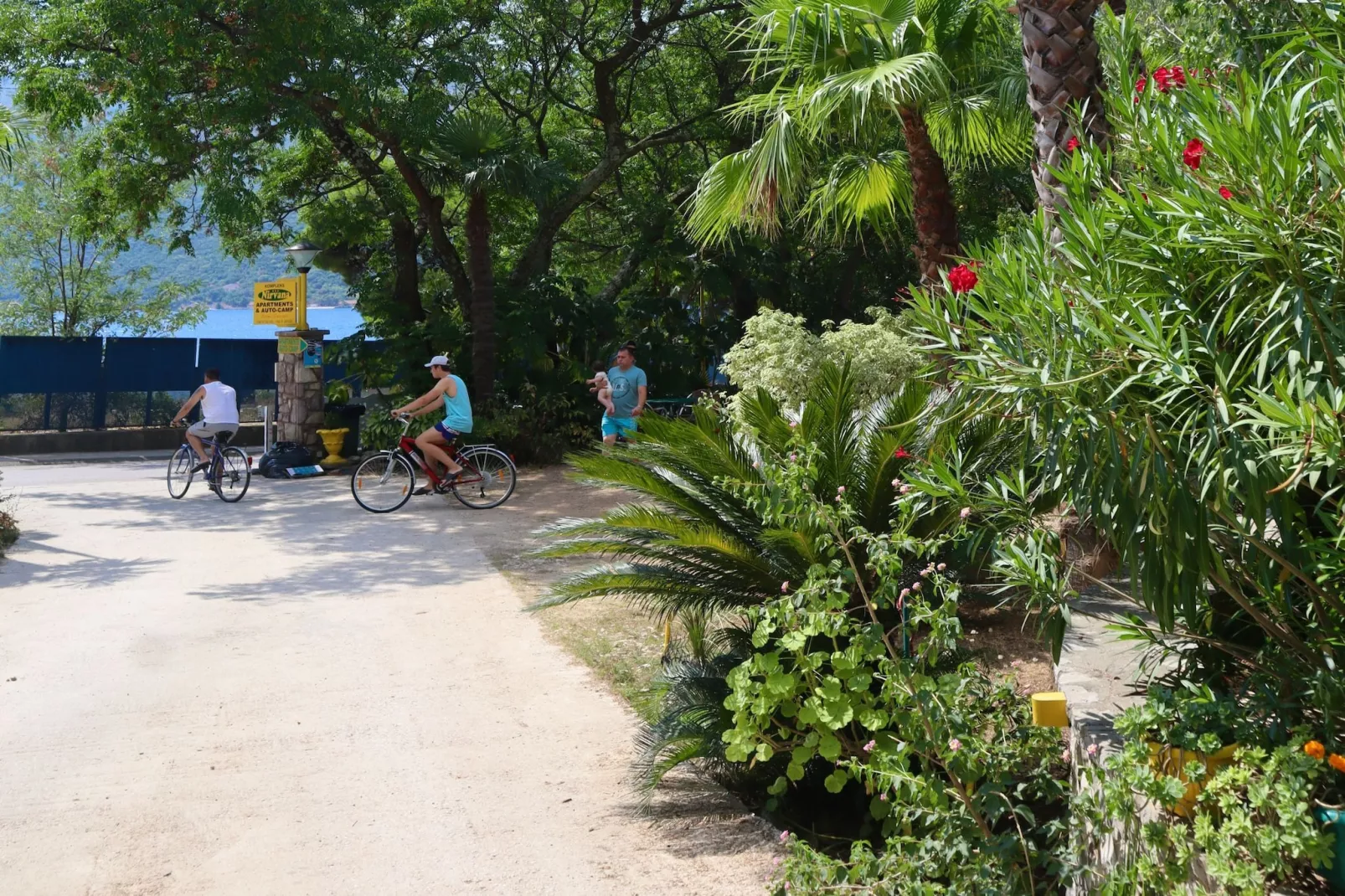 Quardruple Room 1 - Buitenlucht