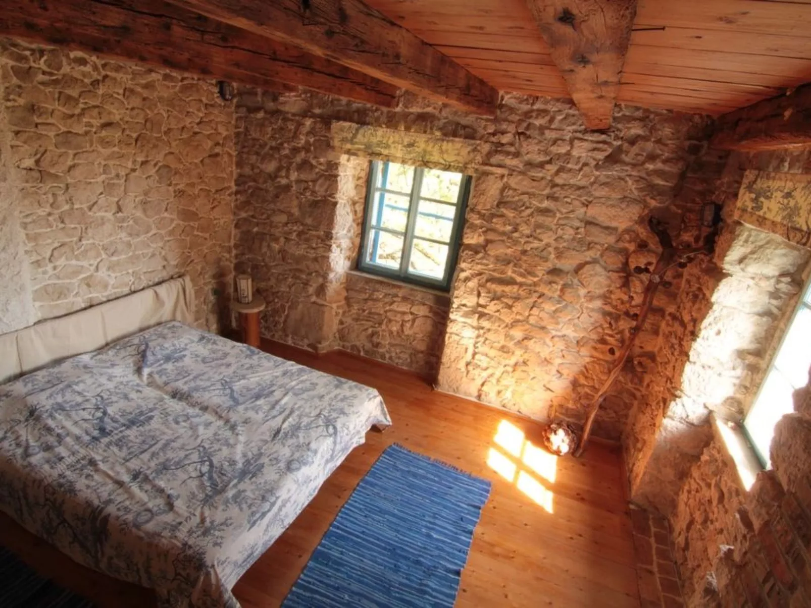 Modernes Ferienhaus in Drenje mit Privatem Garten - Binnen