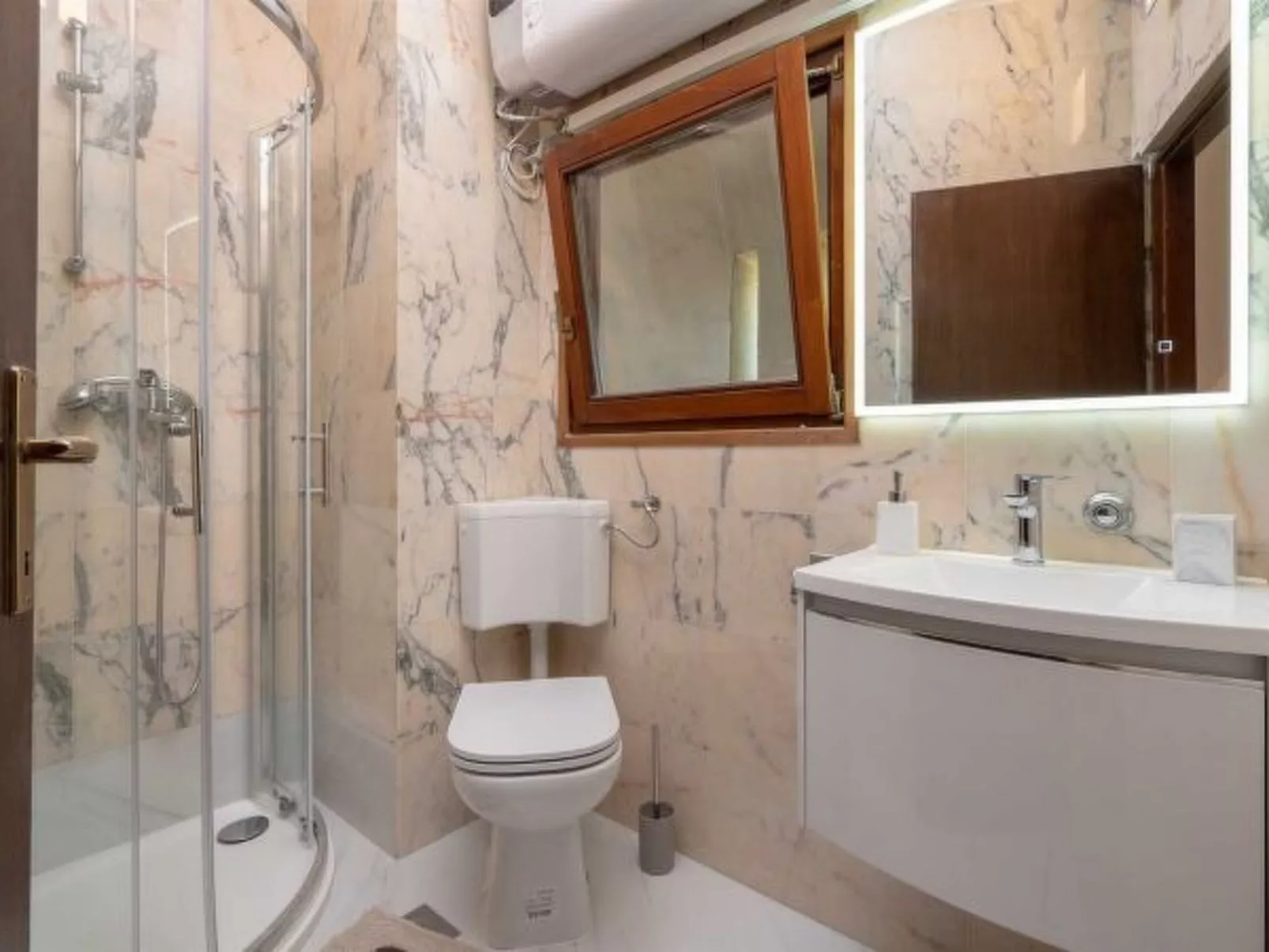 Charming Villa Rea, 8+2 with heated pool - Image-tags.info