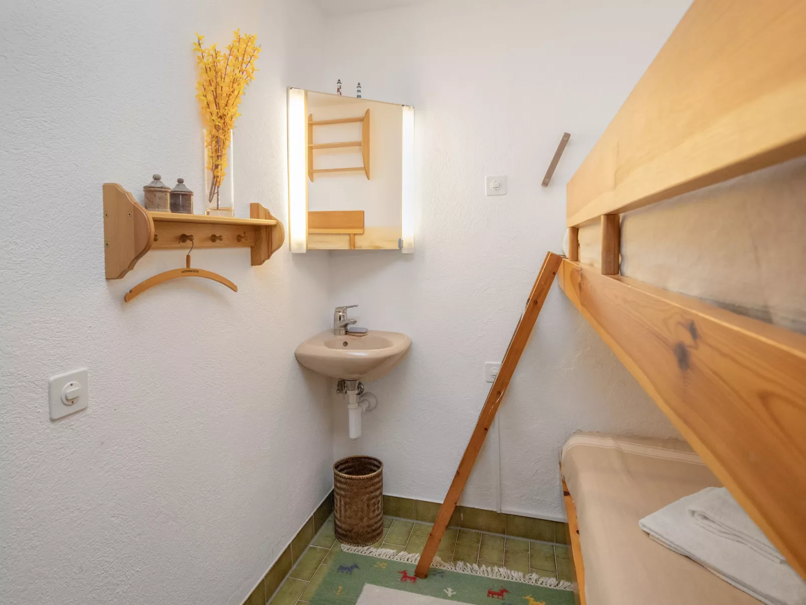 Veni, Vidi, Mansi - Binnen