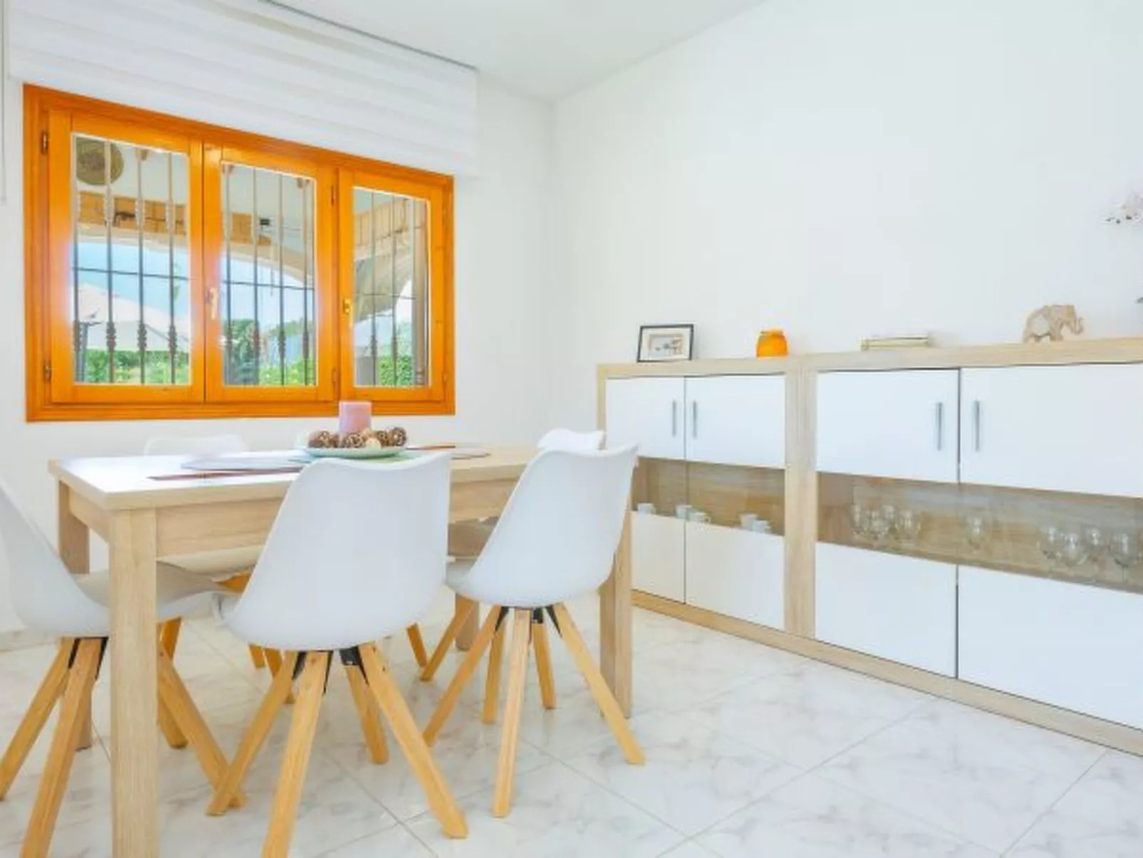 Villa Mona - PlusHolidays - Image-tags.info