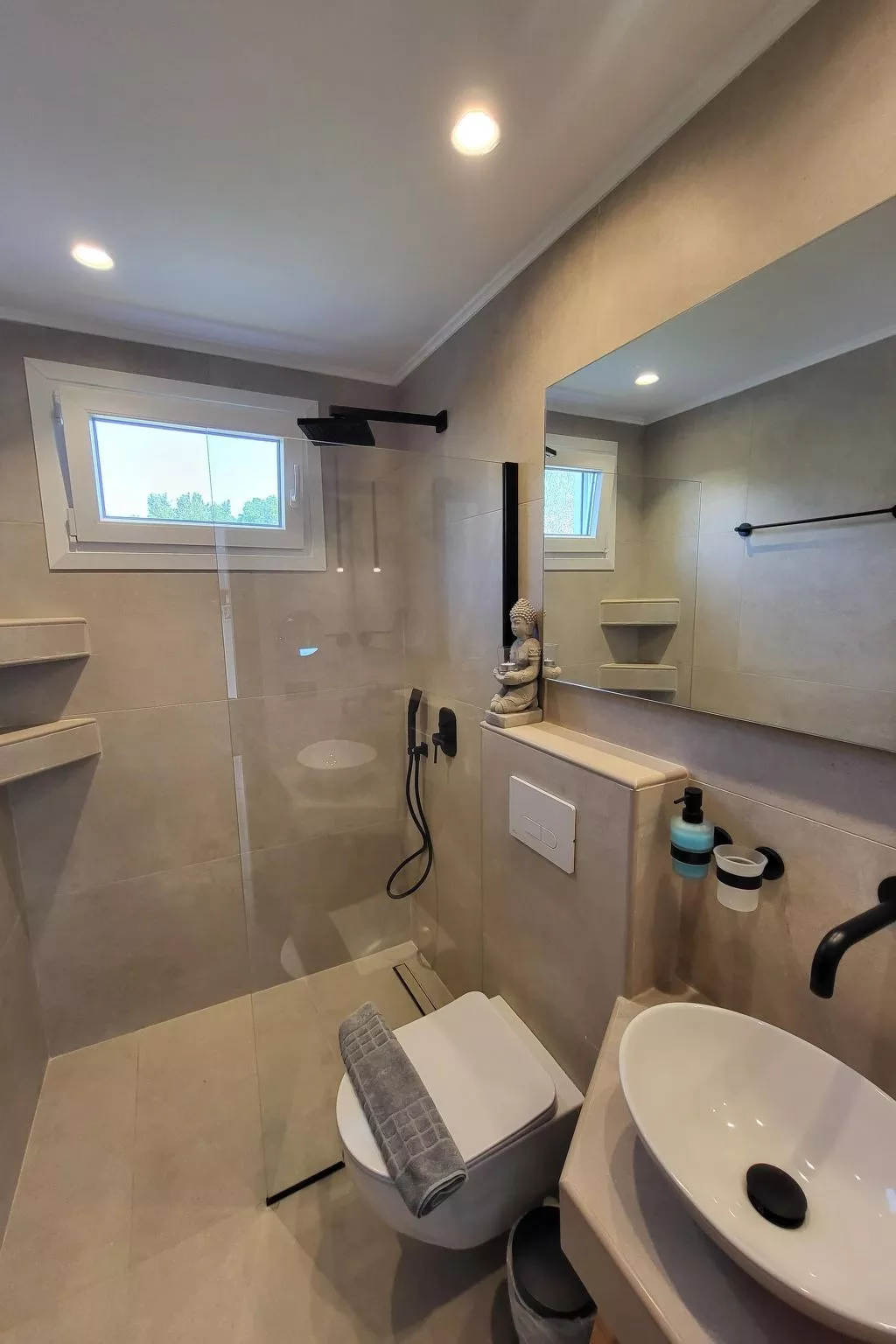 Strandnahes Ferienhaus mit privatem Garten - Image-tags.info