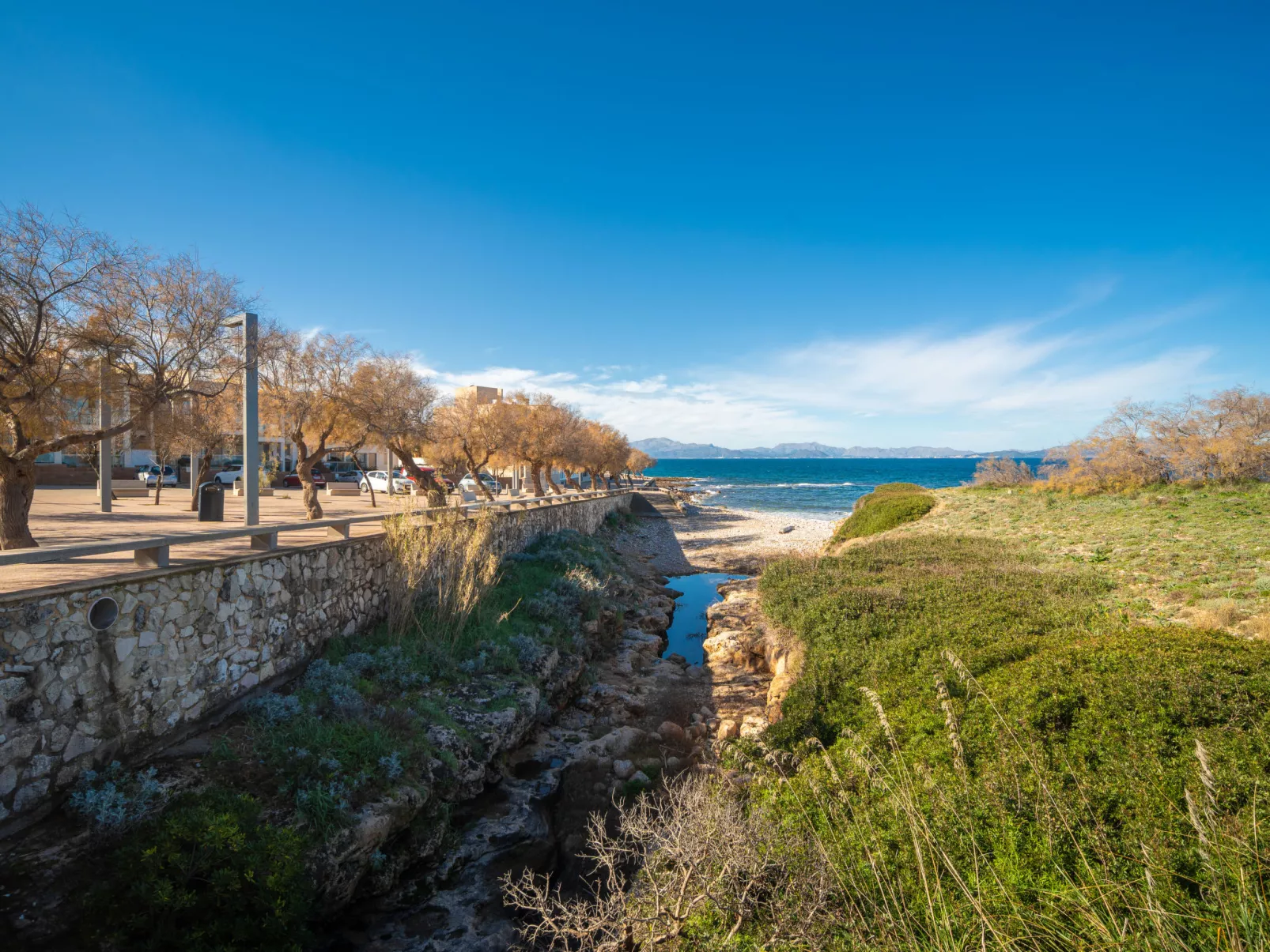 Vista Mar i Muntanya - Buiten