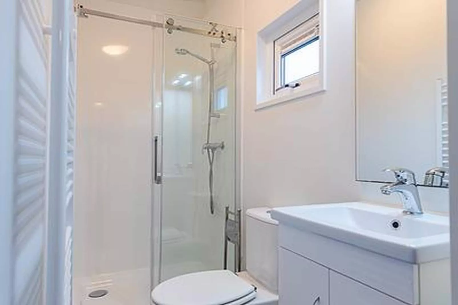 Duinhoeve Chalet Zeeland (huisdier toegestaan) - Badkamer