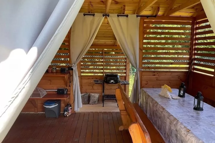 Dom wakacyjny w Dębinie dla max 4 osób - Recreatieruimte