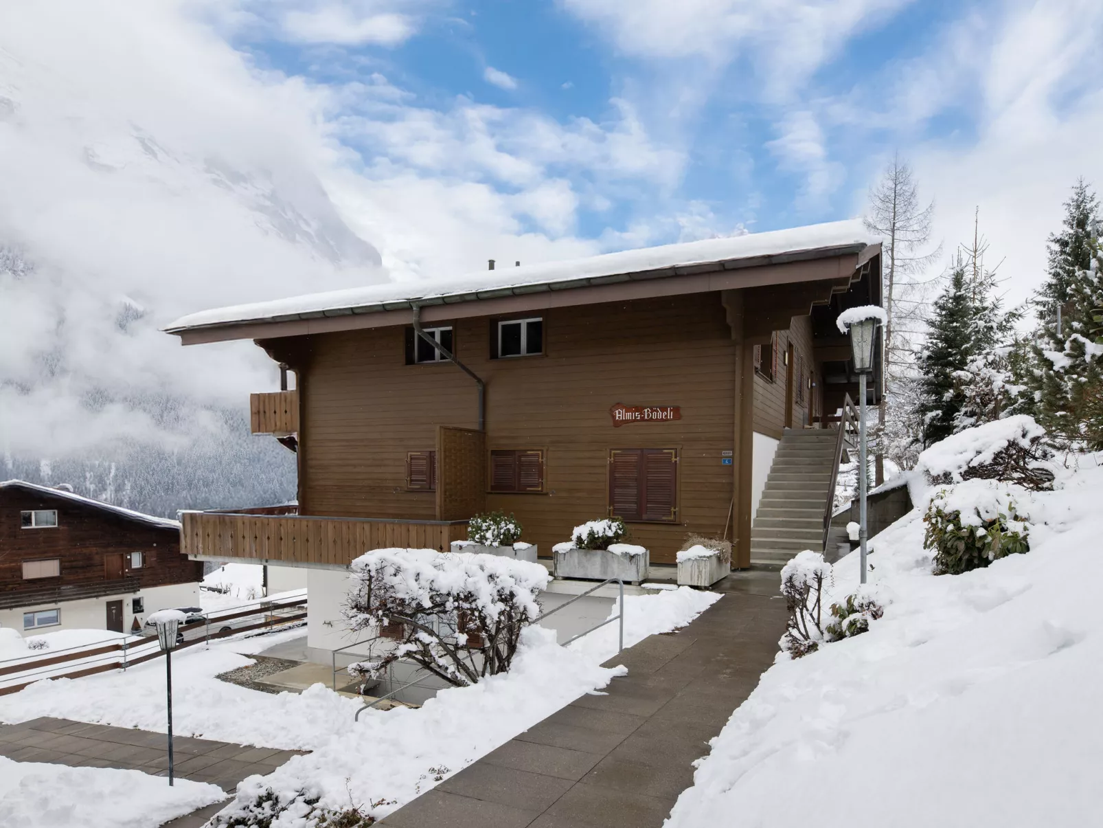 Chalet Almis-Bödeli - Buiten
