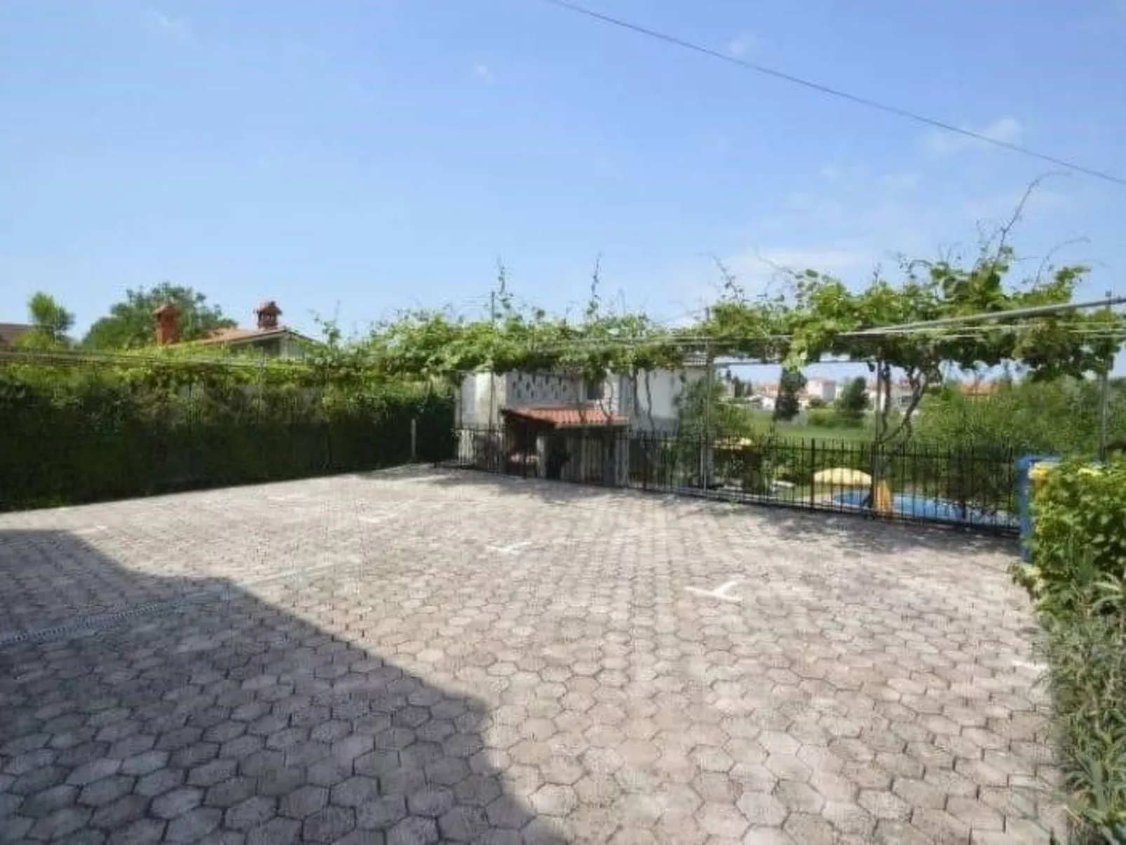 Ein Apartment im Ferienhaus Zweirosen - Image-tags.info