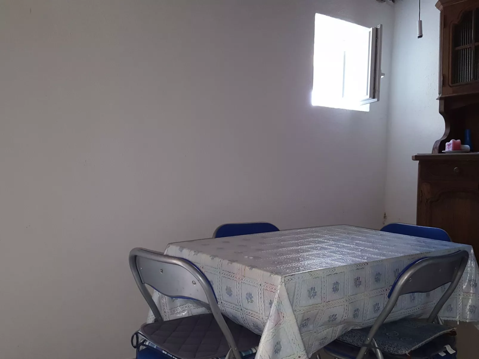 Weißes Haus Robinson mit BBQ und Terrasse - Image-tags.info