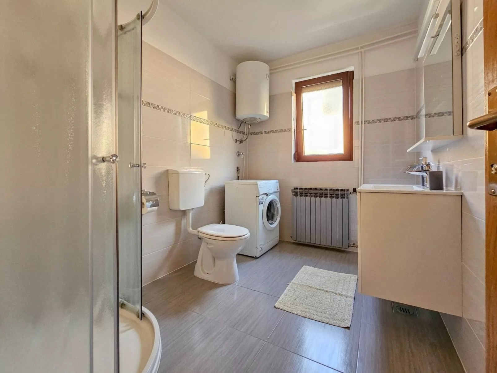 Wohnung "Maja" mit Terrasse - Binnen