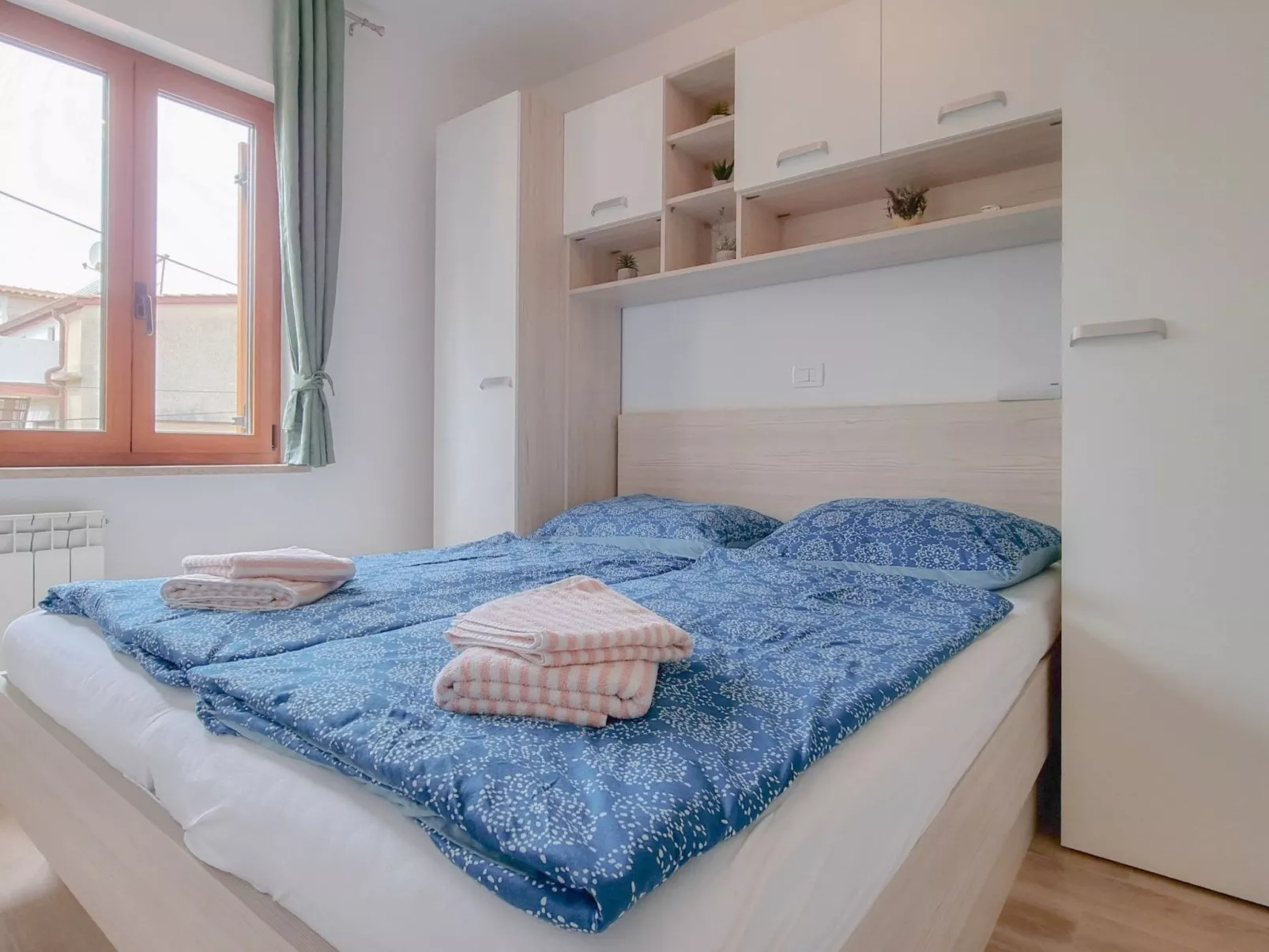 Für 4 Personen ca. 50 m&sup2; in Novigrad, Adriaküste Kroatien (Westküste von I - Binnen