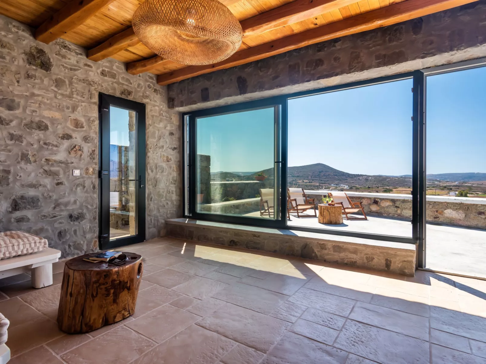 PETRA RESIDENCE MINI POOL SPA MILOS - Image-tags.info