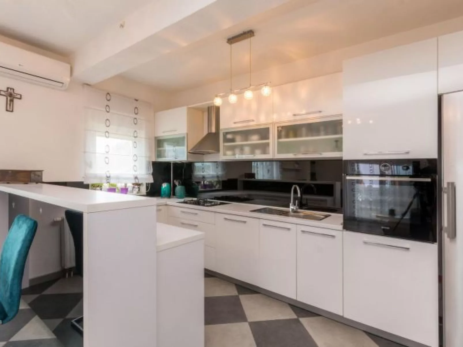 Beautiful villa Maris with pool - Image-tags.info