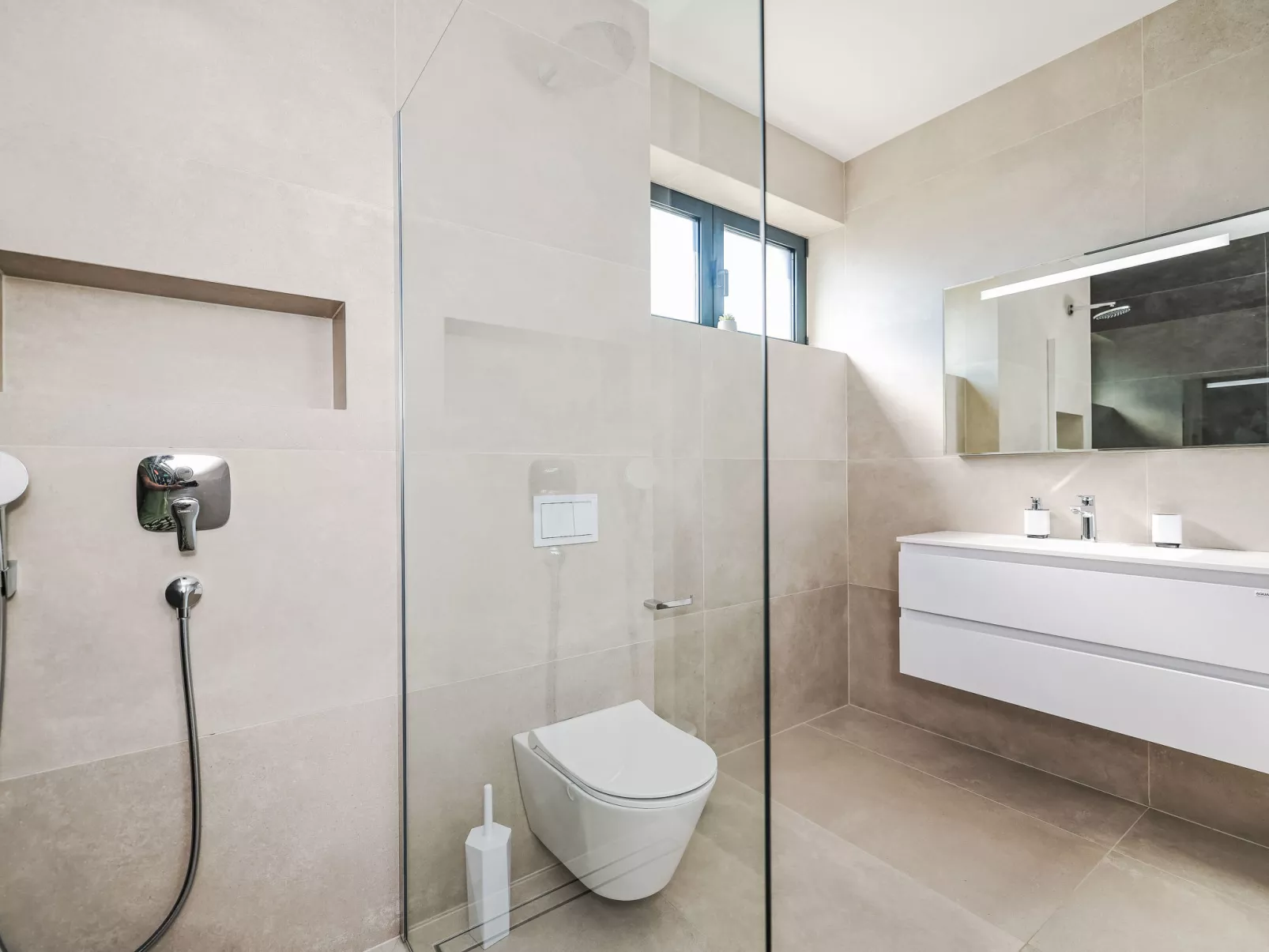 Magic Sky 2 - Binnen