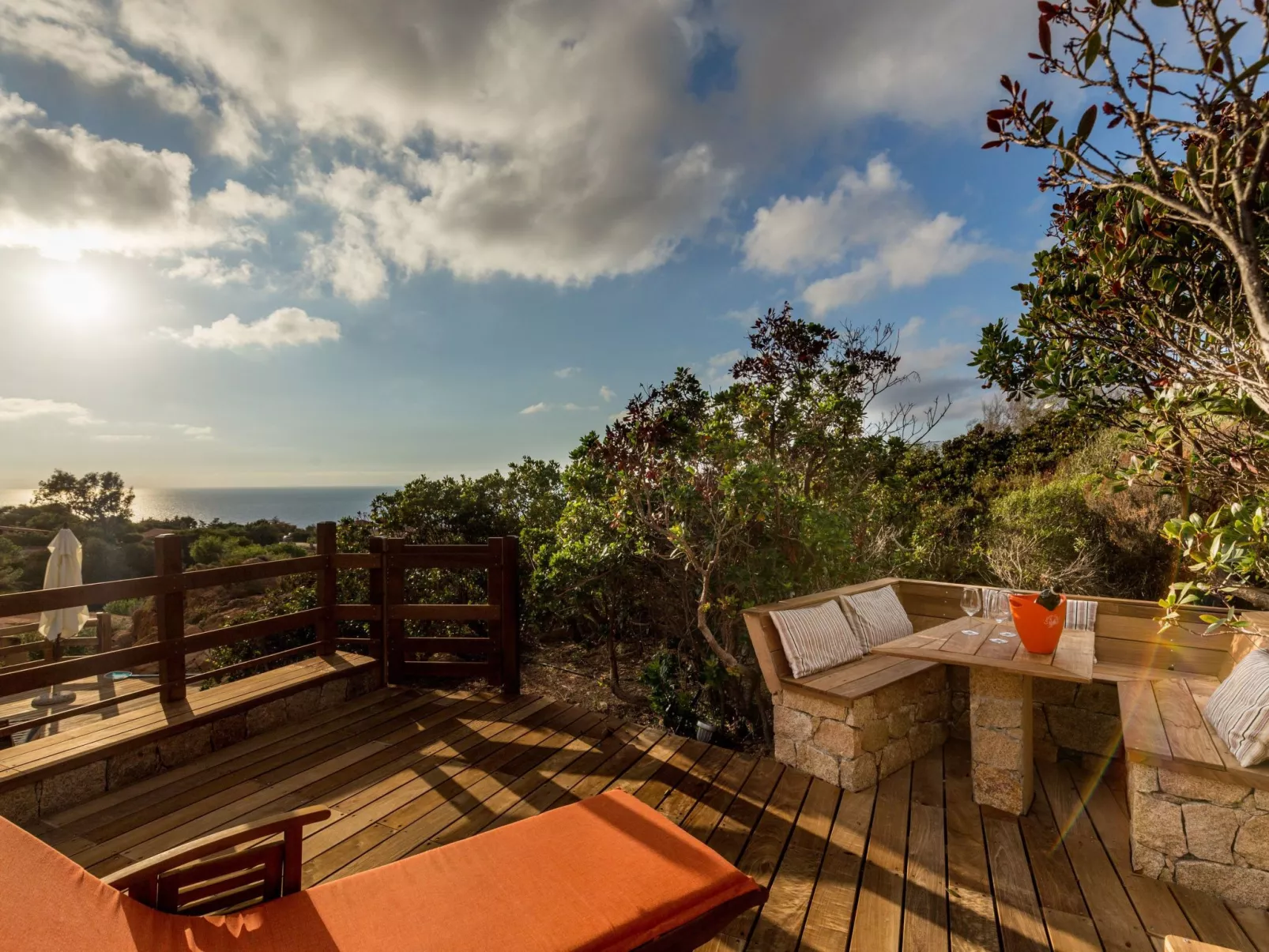 'Villa Beatrice' mit eigenem Pool - Buiten